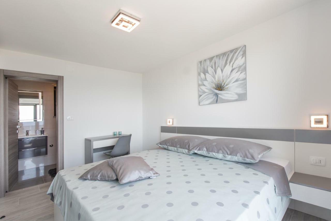 Maris Villa Drenje  ภายนอก รูปภาพ