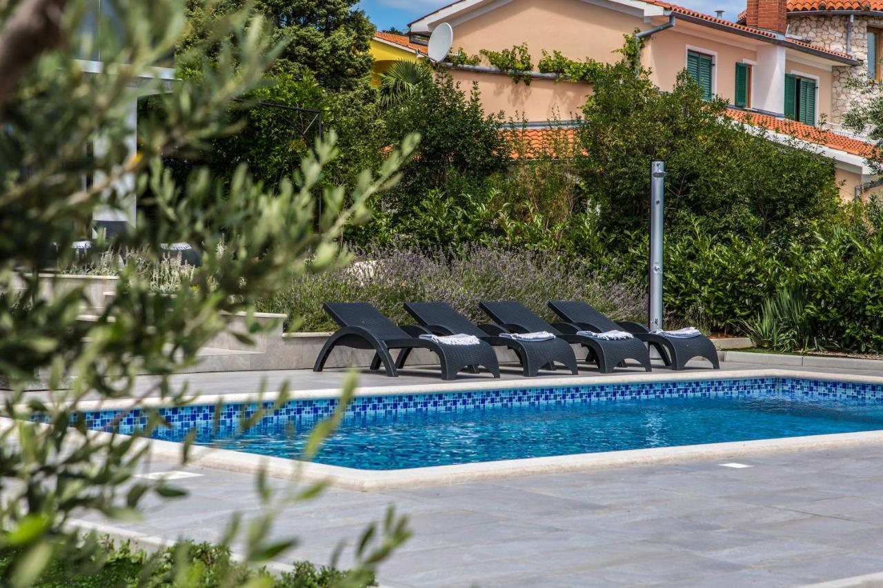 Maris Villa Drenje  ภายนอก รูปภาพ